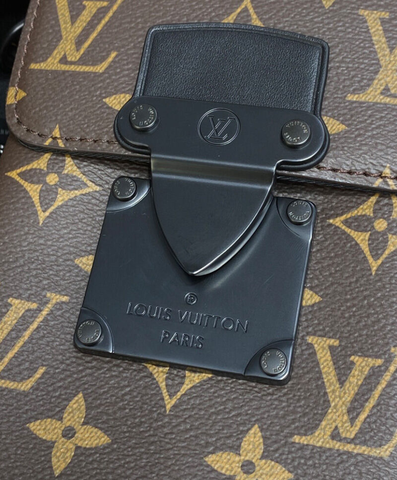 Louis Vuitton S-Lock Vertical Wearable Wallet M81522 Brown